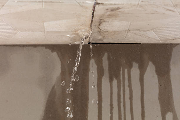 Professional Burst Pipe Cleanup technician working in Benton, TN